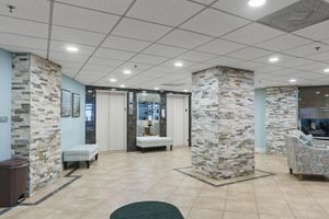 Alquiler Vacacional - Beautiful Oceanfront 2BDR/2BA @ Peck Plaza 5SE