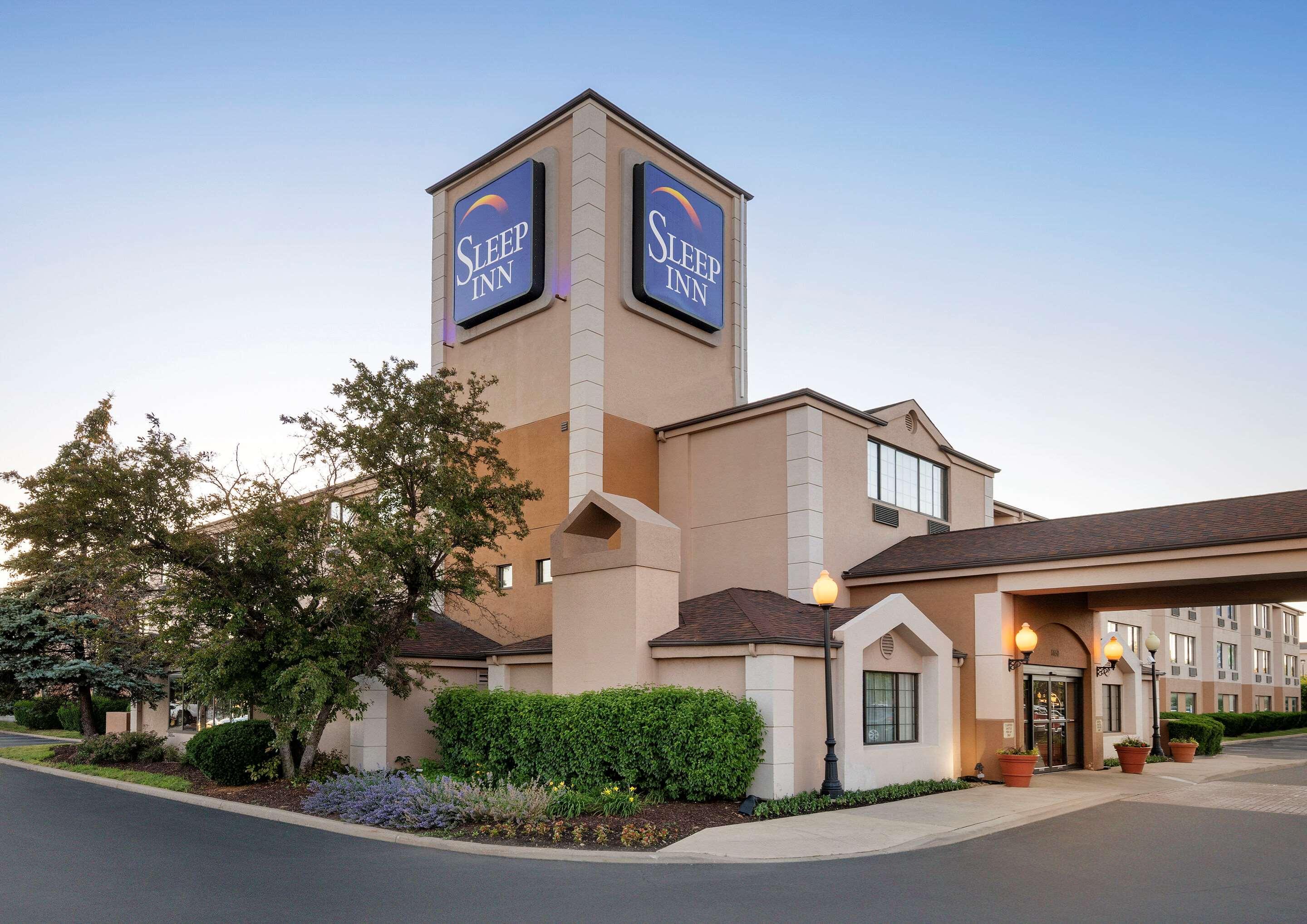 Vista Exterior Sleep Inn Midway Airport Bedford Park