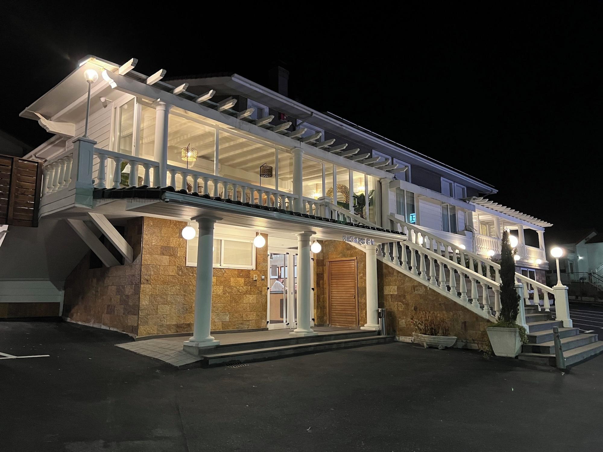 Vista Exterior Hotel Don Diego