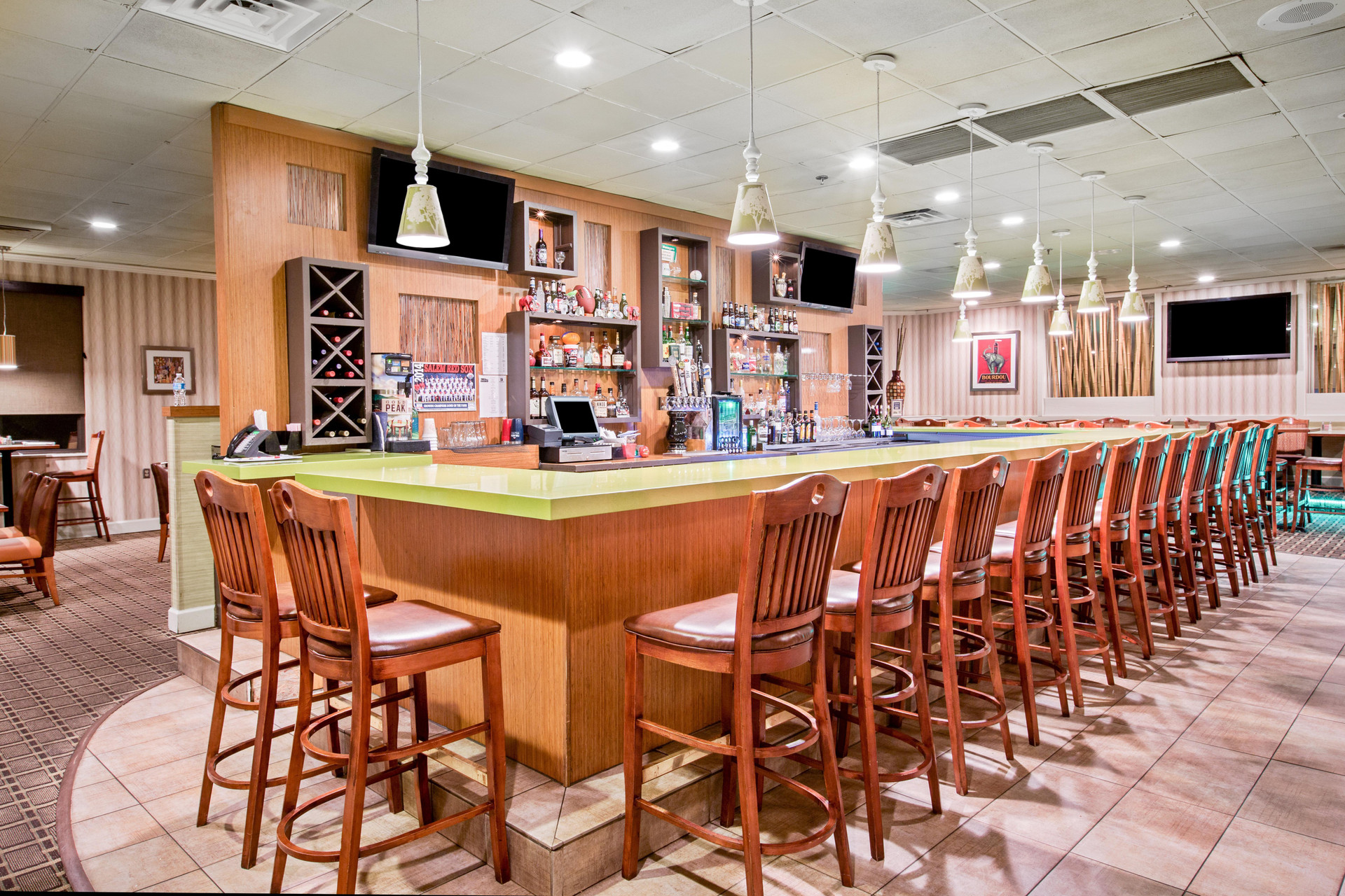 Bar/Salón Holiday Inn Roanoke-Tanglewood-Rt 419&i581 by IHG