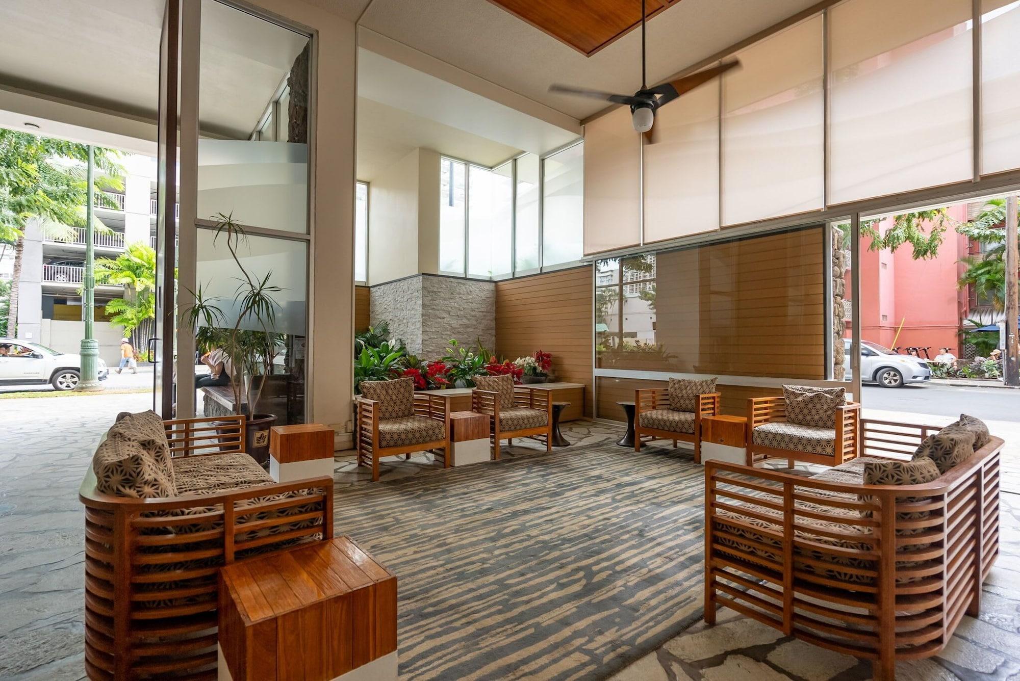 Vista Lobby Newly Innovated Oceanview Beach Condo - Sauna Pool