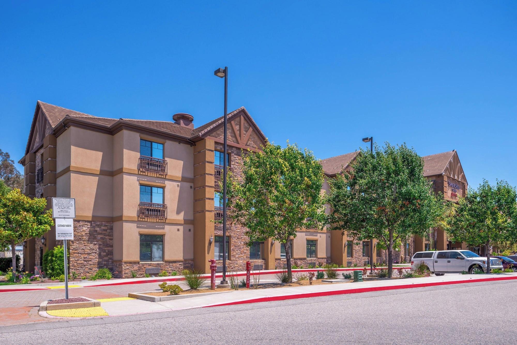 Vista Exterior Springhill Suites by Marriott Temecula Wine Country