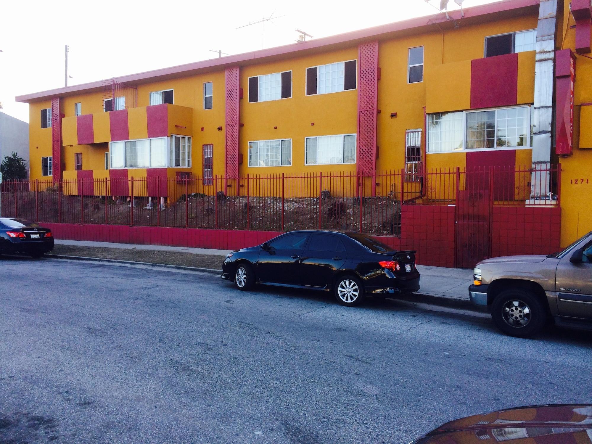 Vista Exterior Relax Inn Motel