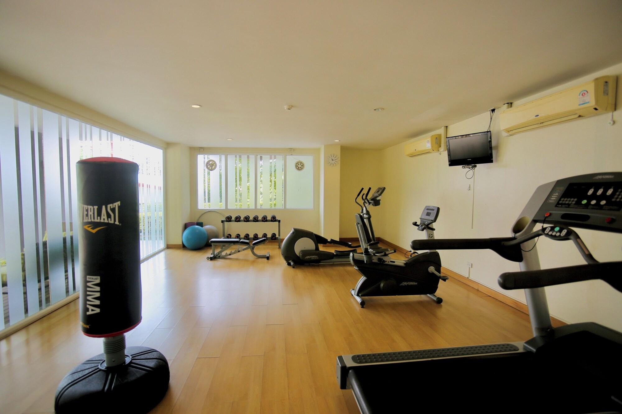 Gimnasio Silathip Huahin Serviced Apartment & Hotel