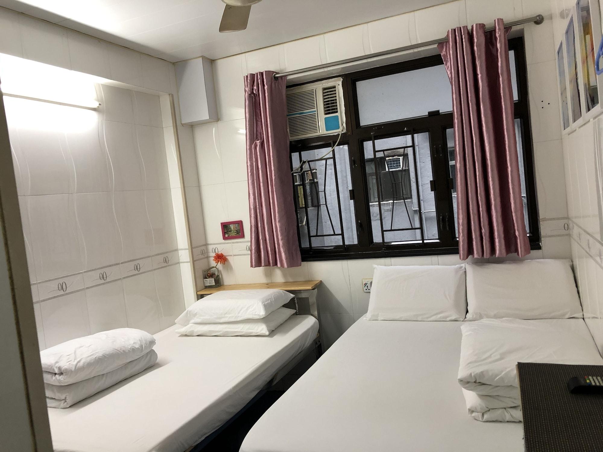 Varios Beverly Guest House