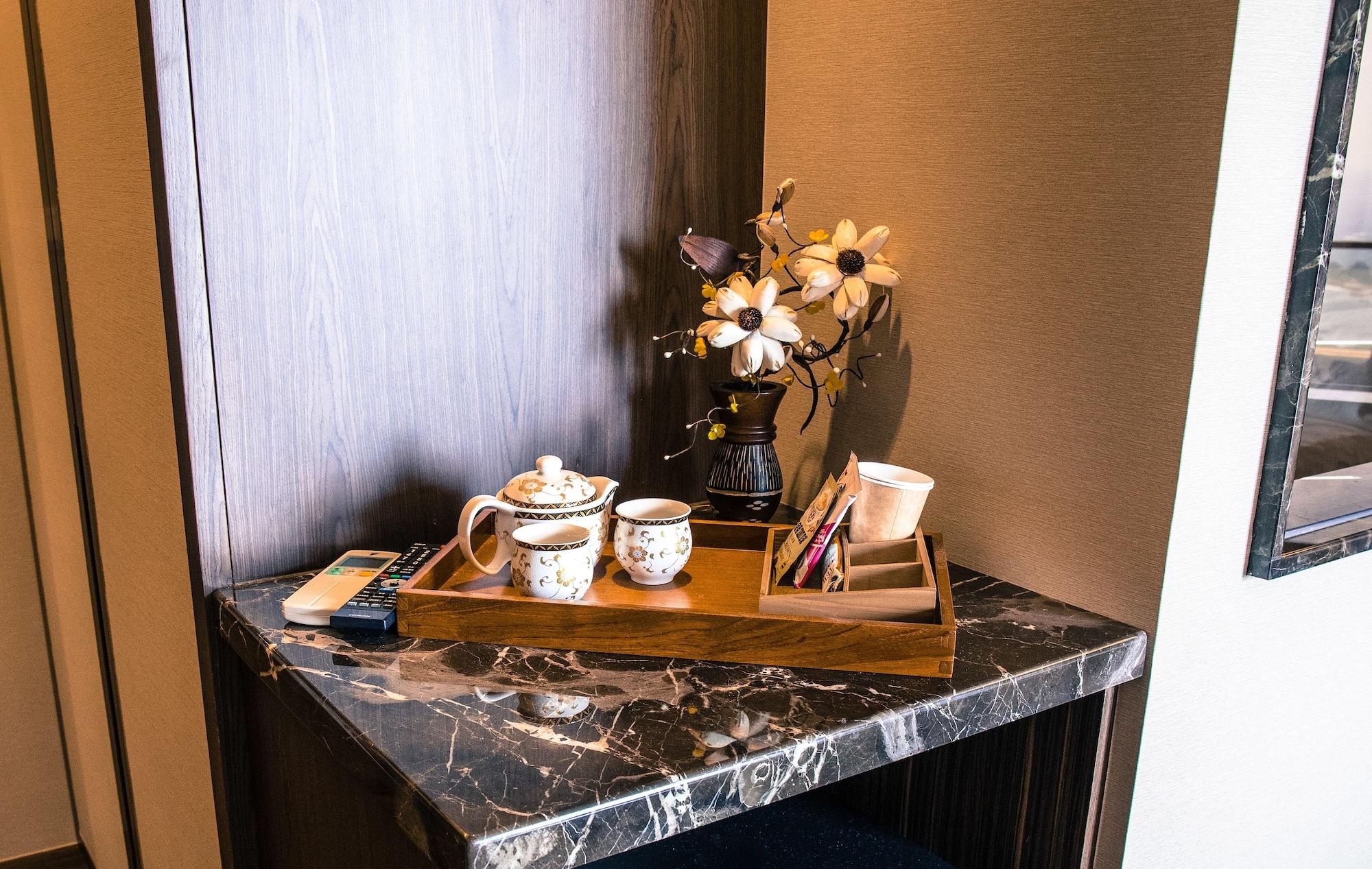 Set de Habitación Something Easy Inn