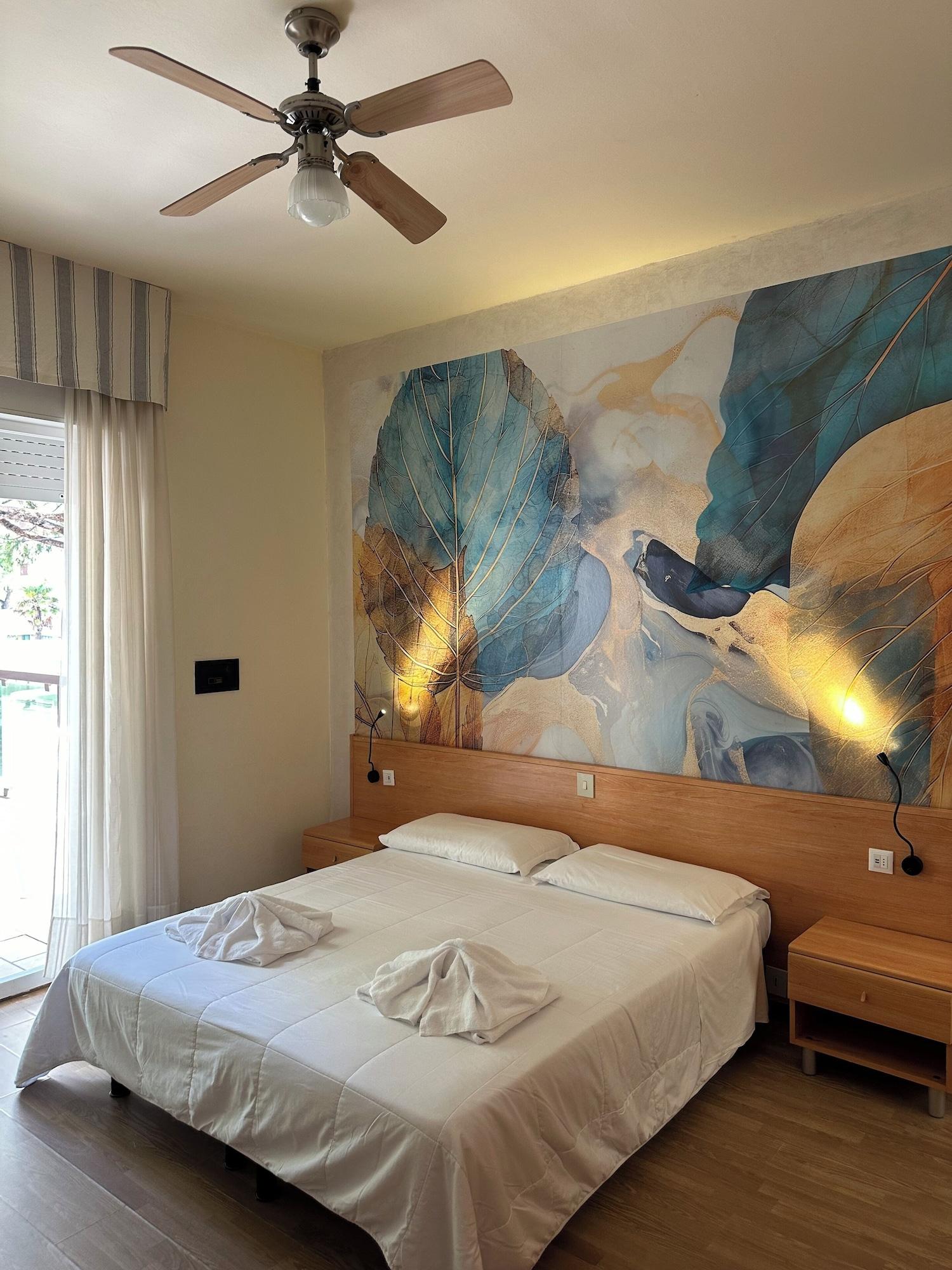 Varios Hotel La Maison