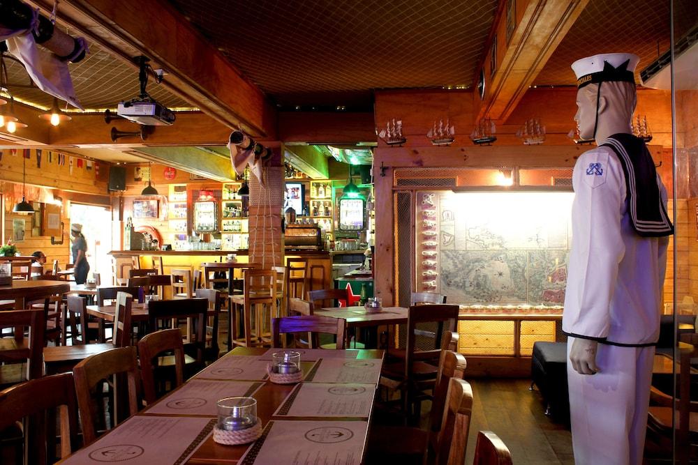 Restaurant Nautilus Plaza Hotel