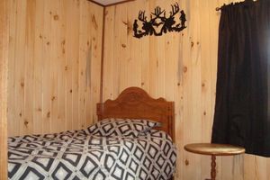 Alquiler Vacacional - Cozy House with Lake Michigan Access and Boat Launch Across the Street