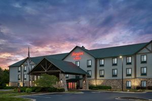 Alojamiento - Hampton Inn Kansas City The Legends