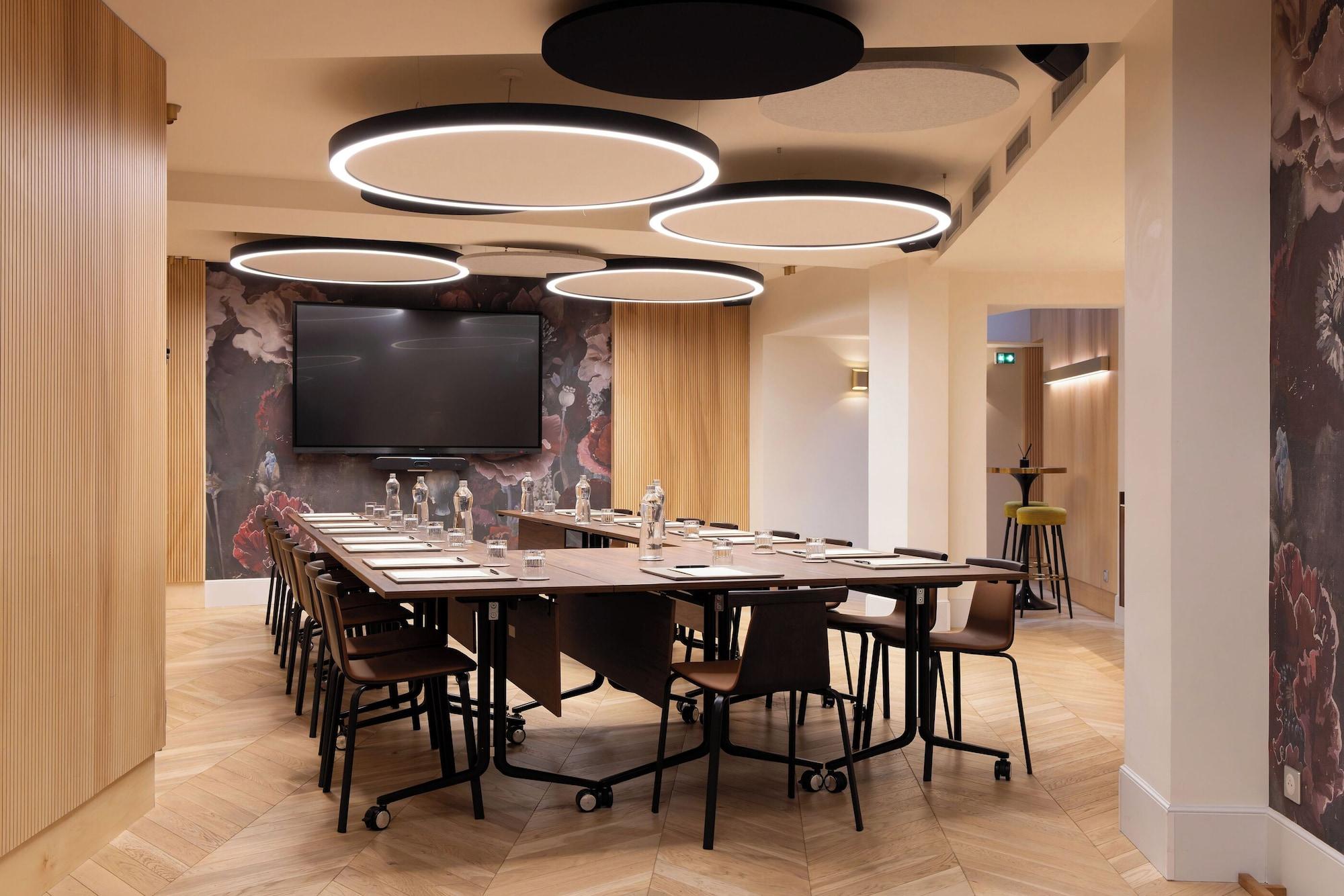 Sala de Reuniones Normandy Le Chantier