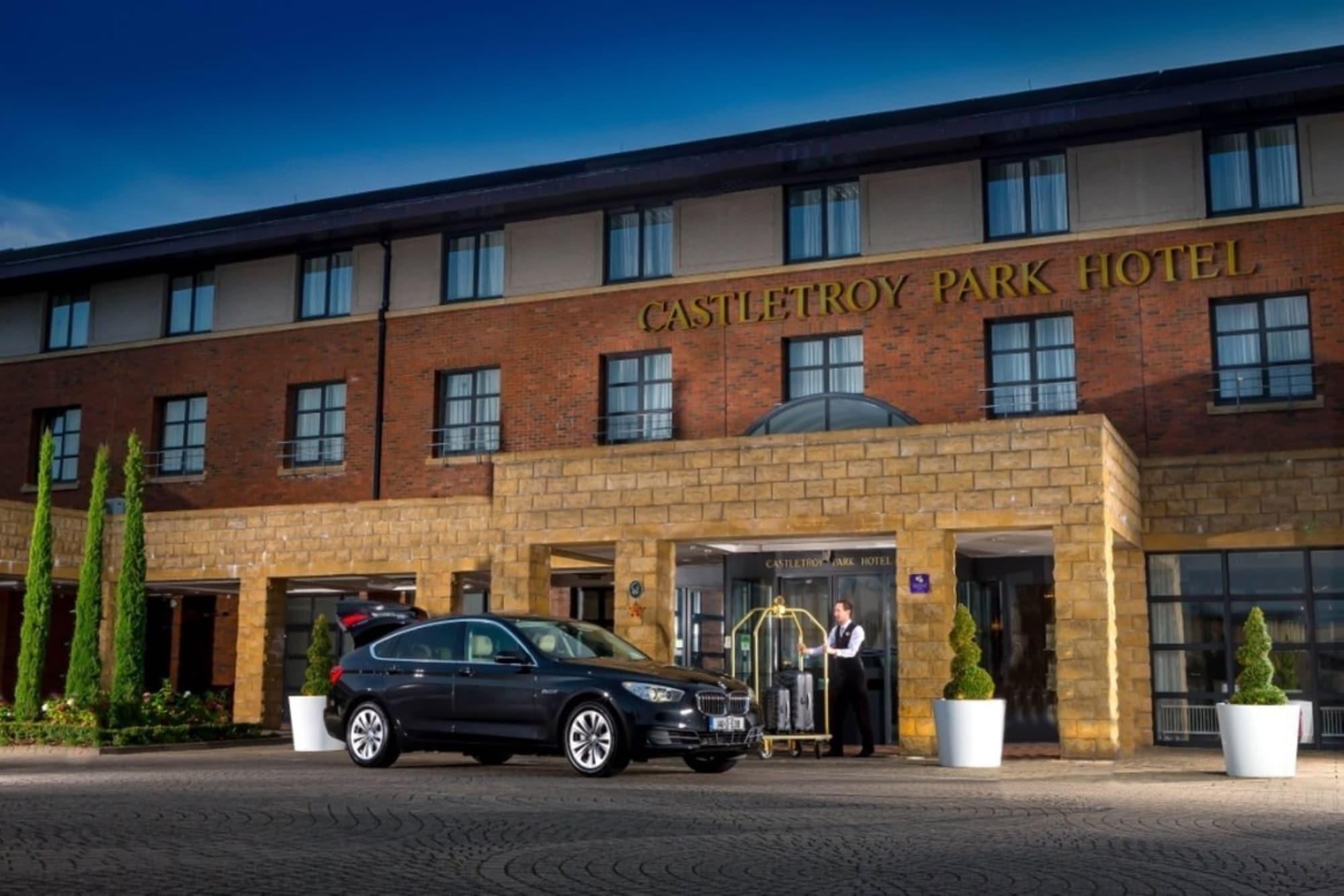Vista Exterior Castletroy Park Hotel Suites