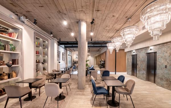 Efe Hotel & Cowork