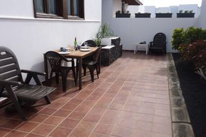 Departamentos - Playa Blanca Apartment, good location, close to Marina, fast WiFi / TV.