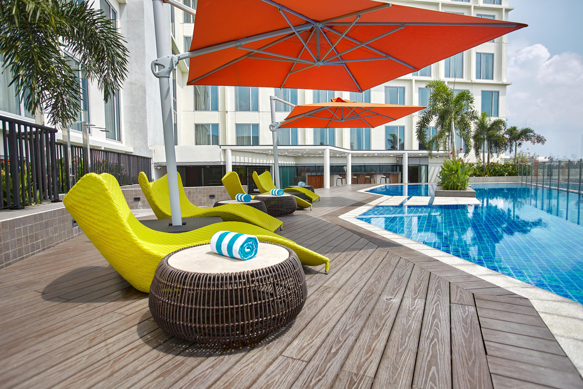 Vista Exterior Kingsford Hotel Manila