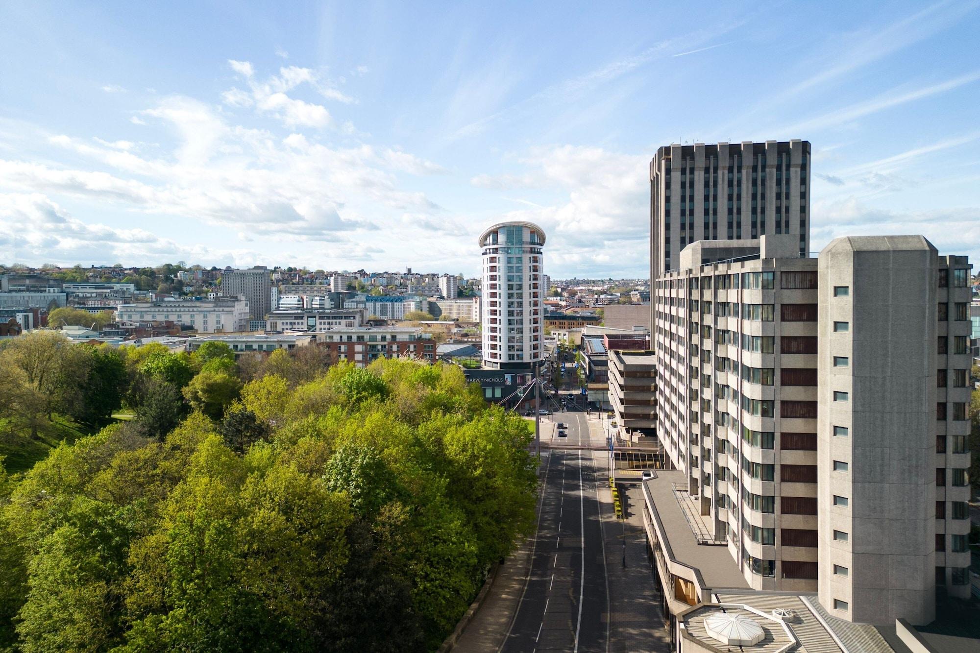 Vista Exterior Delta Hotels by Marriott Bristol City Centre