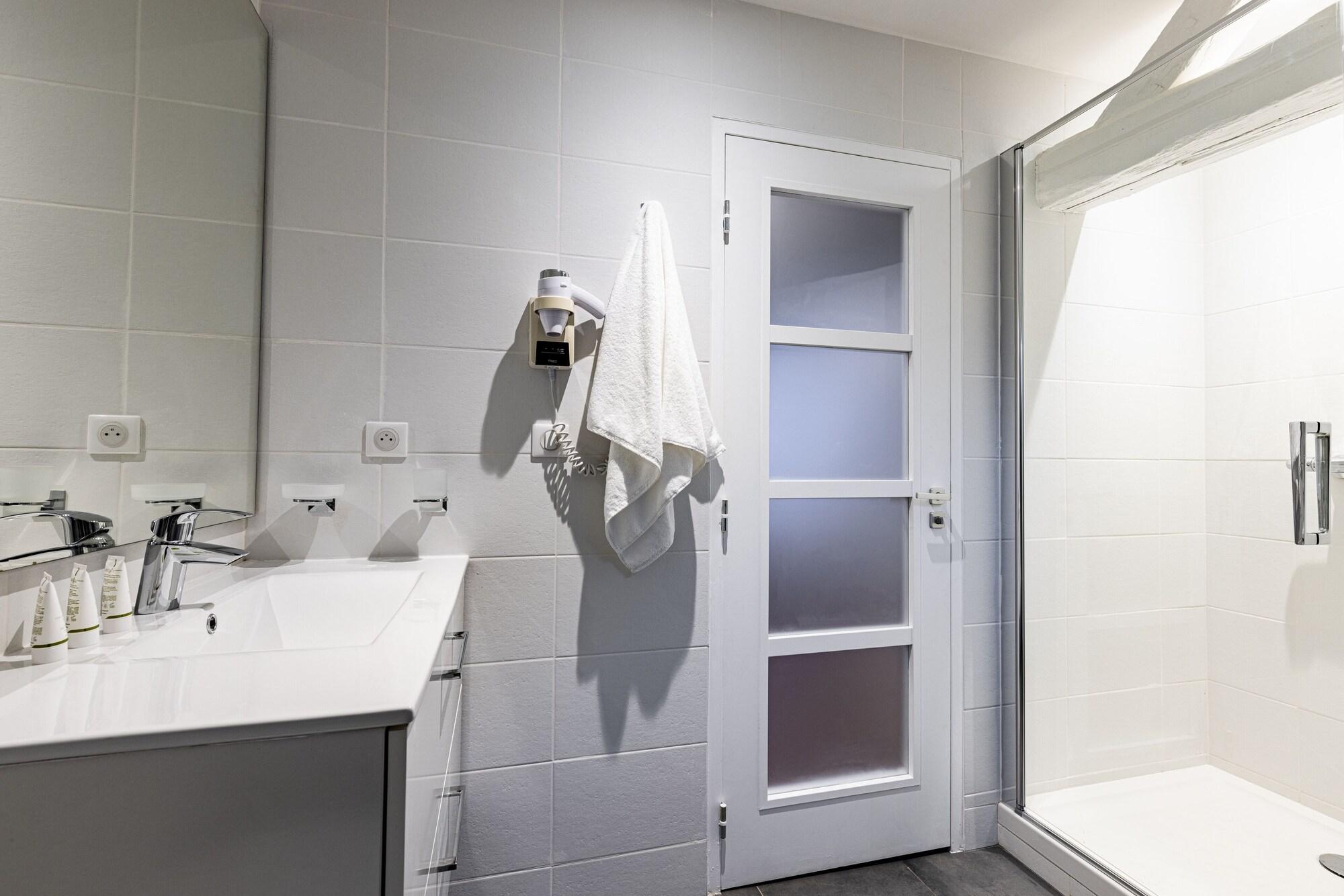 Equipamiento de Habitación Hotel du Palais