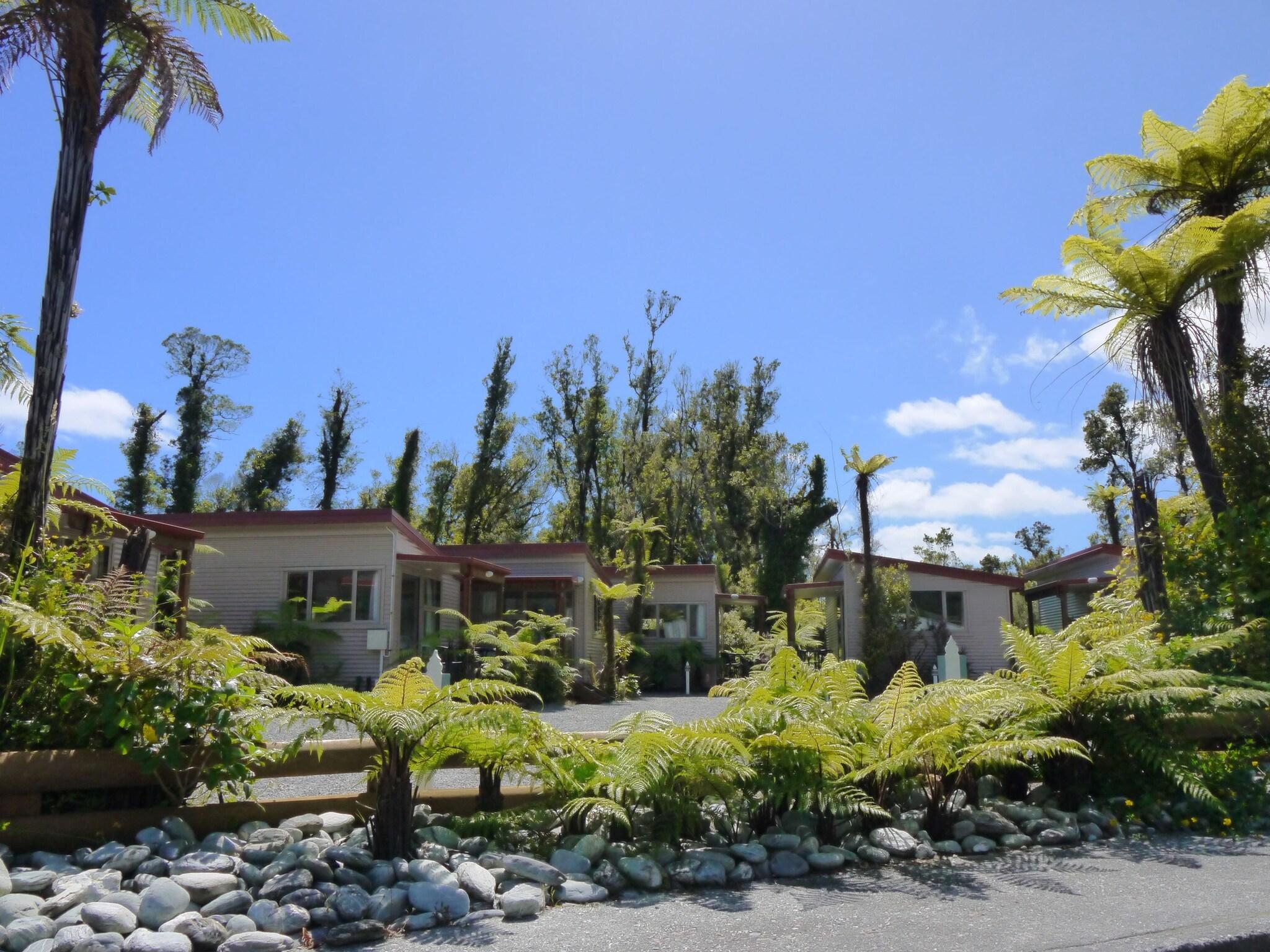 Vista Lobby 10 Cottages
