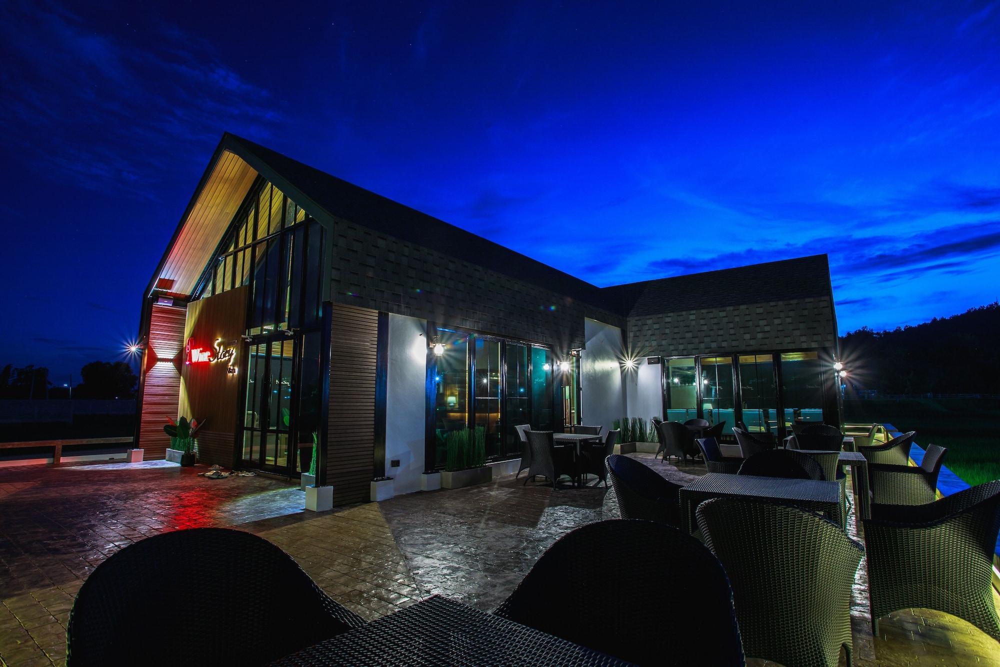 Restaurant Pim Pool Villa Nan