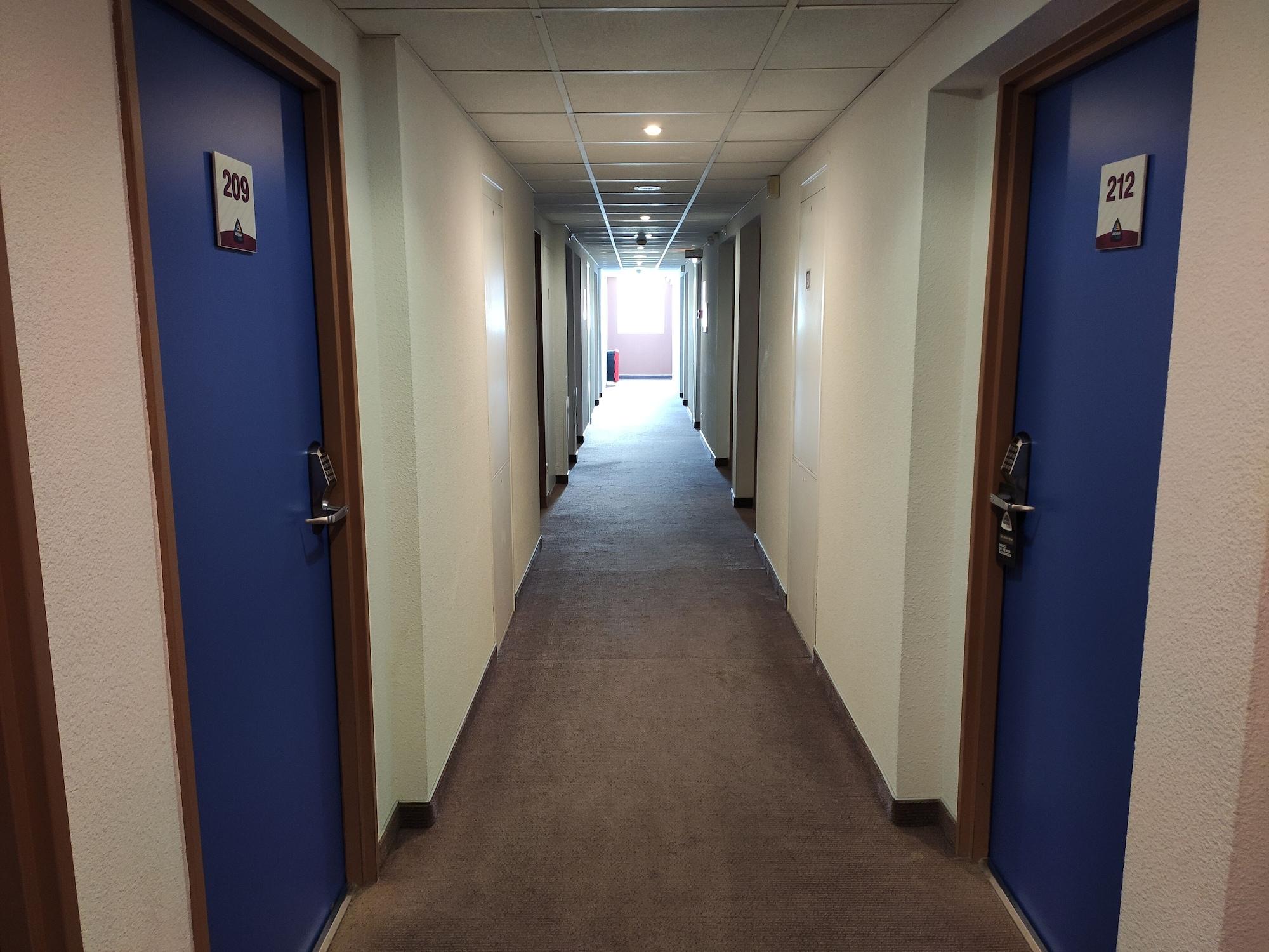 Varios Hôtel Akena City Châteaurenard