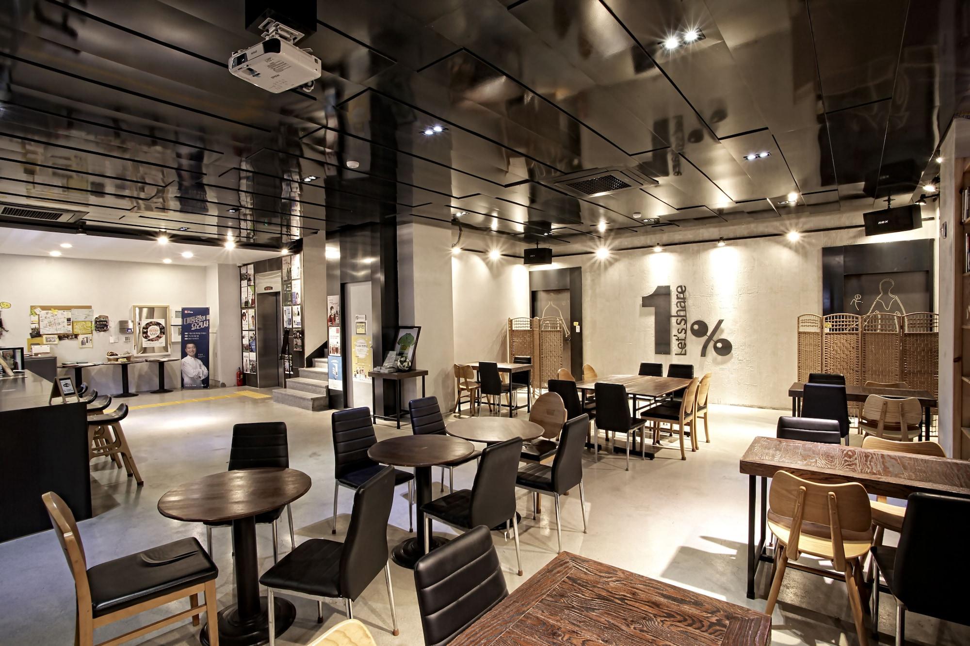 Vista Lobby Jeonju Hostel