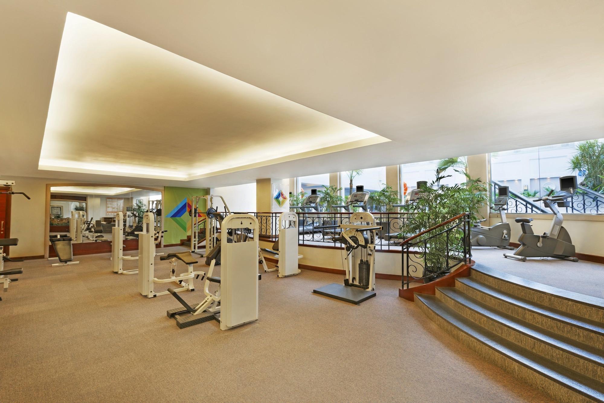 Gimnasio Sheraton Chengdu Lido Hotel