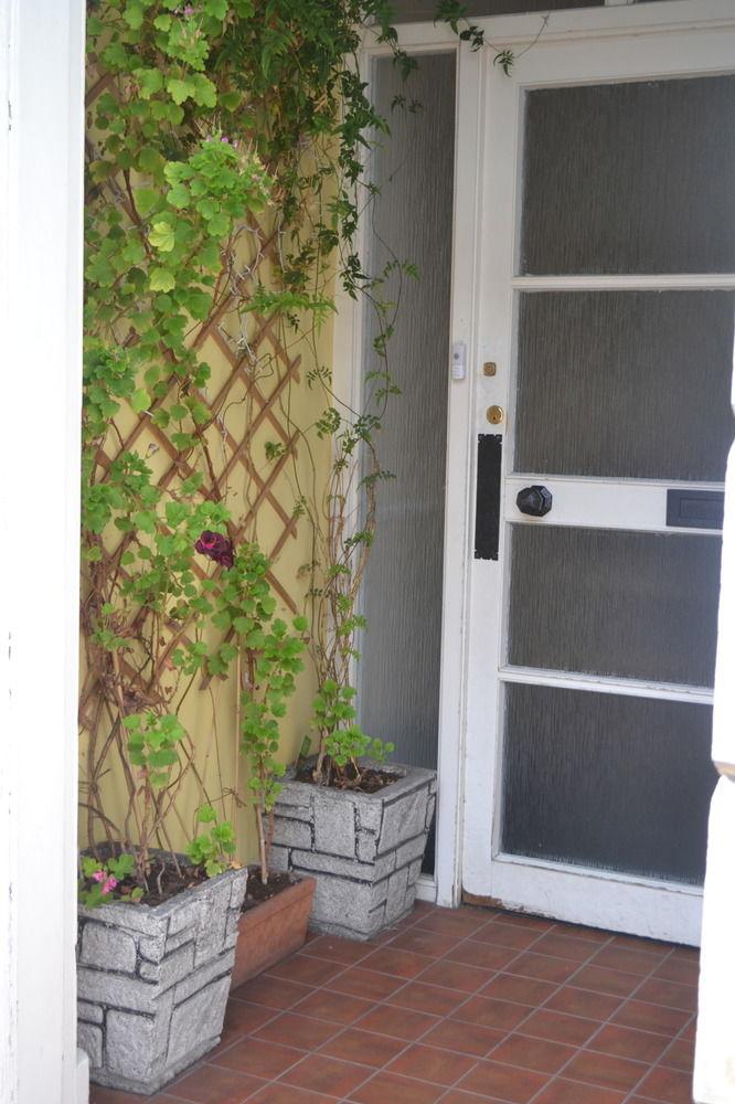 Vista Exterior Dene Guest House