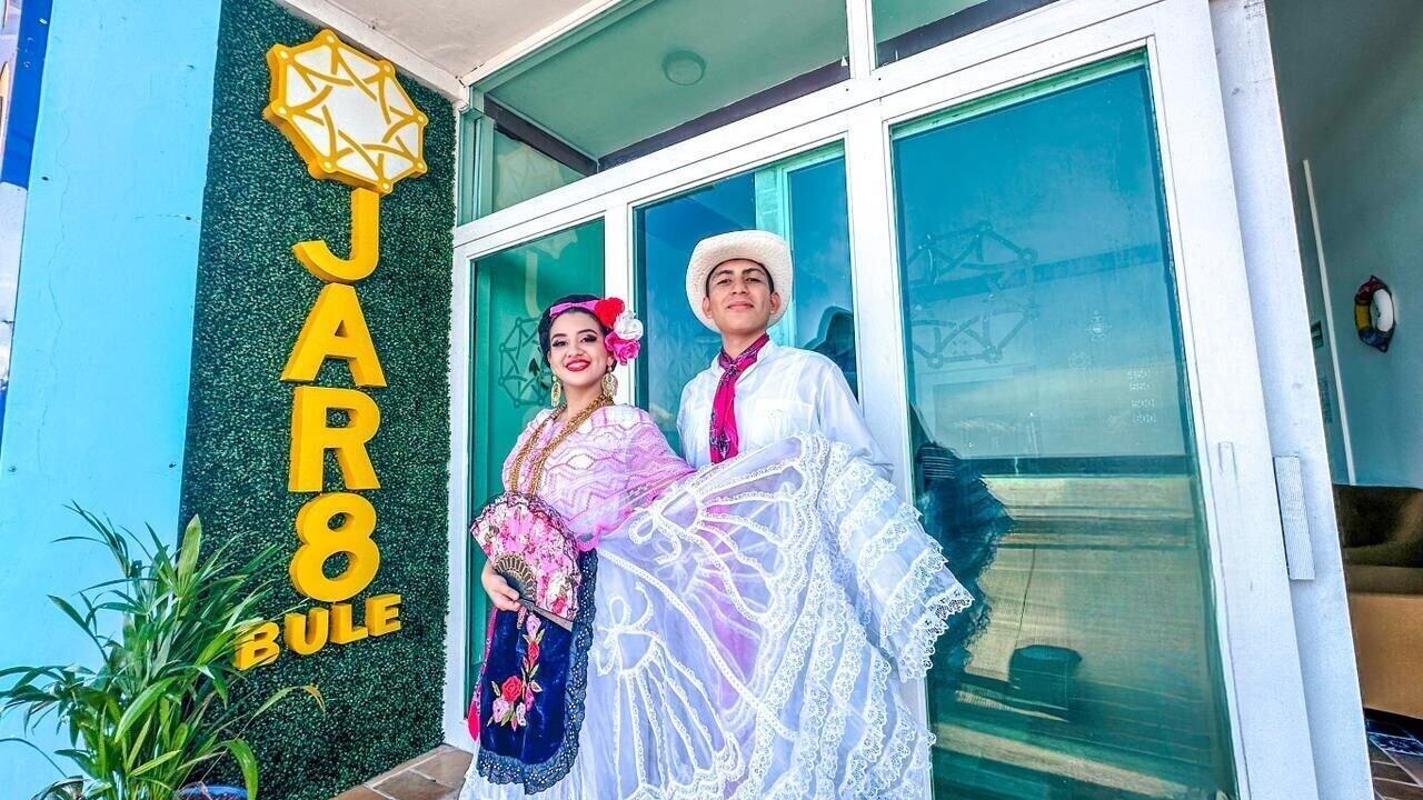 Vista Exterior Hotel Jar8 Bule