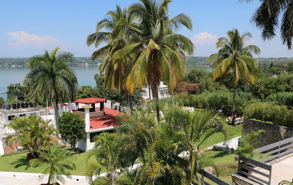 Hotel Infinity - Hoteles con traslado en Tequesquitengo, Morelos