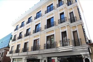 Alojamiento - Grand Rosa Hotel