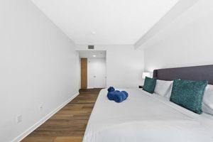 Alquiler Vacacional - The Turquoise Lounge - Chic 2BR Beach view Pool, Sauna