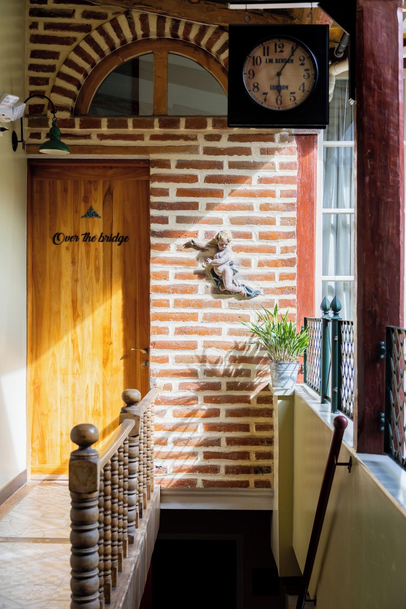 Varios Old Town Quito Suites, Apartments & Boutique hotel