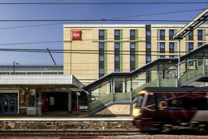 Alojamiento - ibis Cambridge Central Station