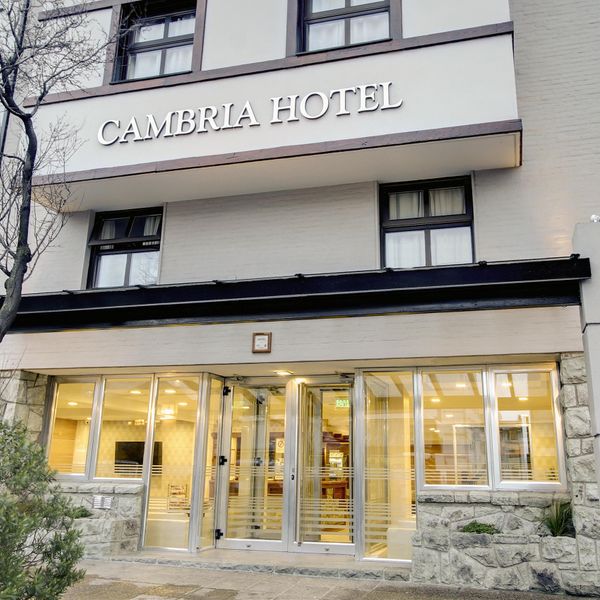 Cambria Hotel