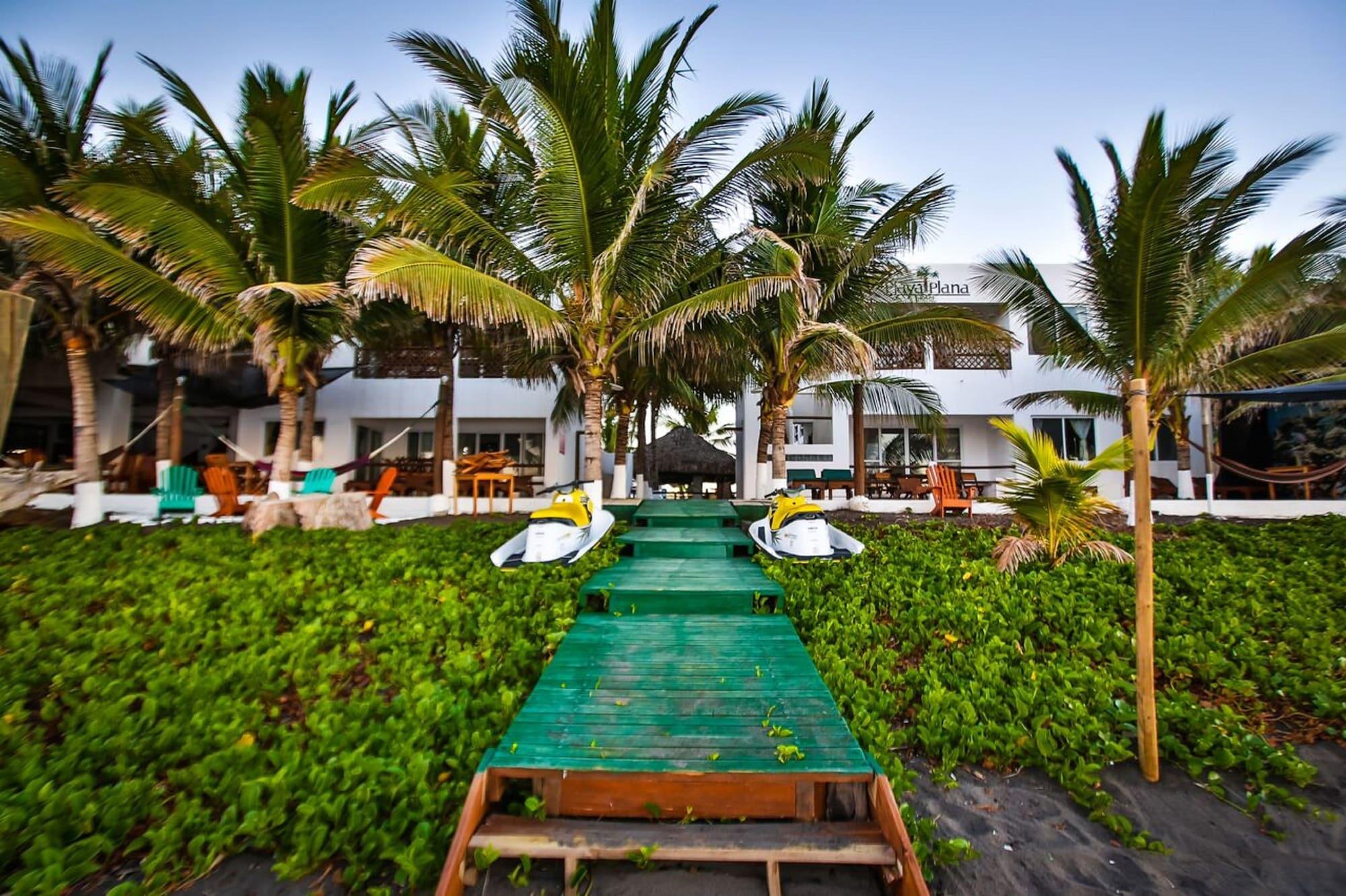 Vista Exterior Playa Plana Hotel