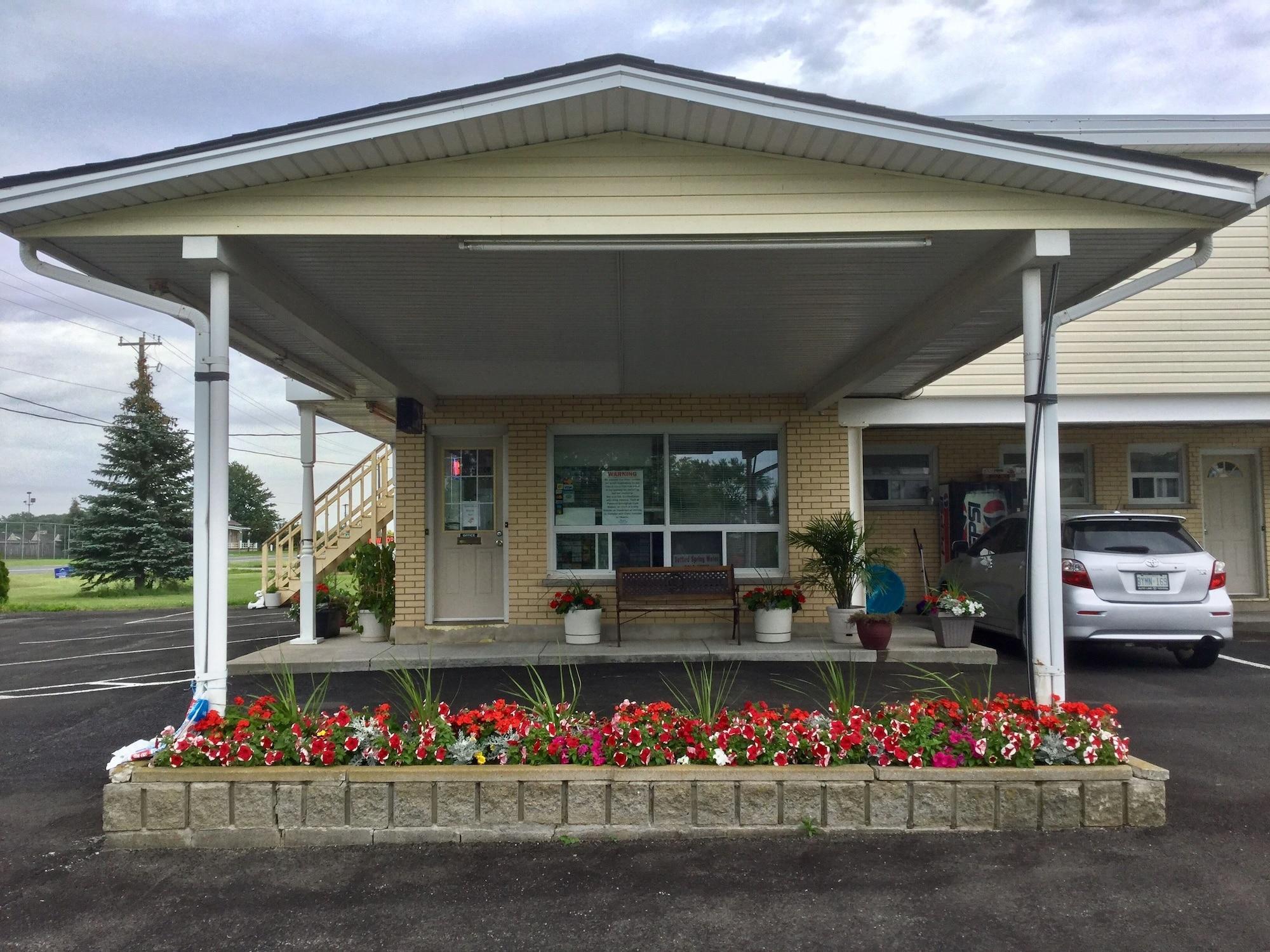 Vista Exterior Milan Garden Inn