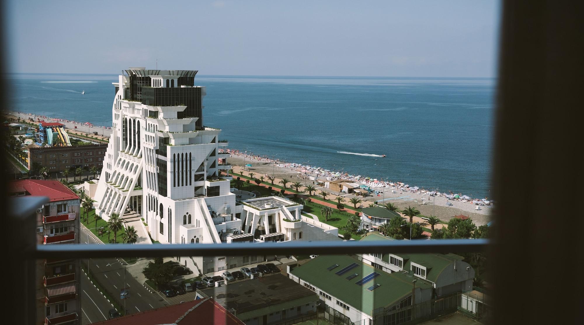 Playa Silk Road Sea Towers Batumi Apart Hotel