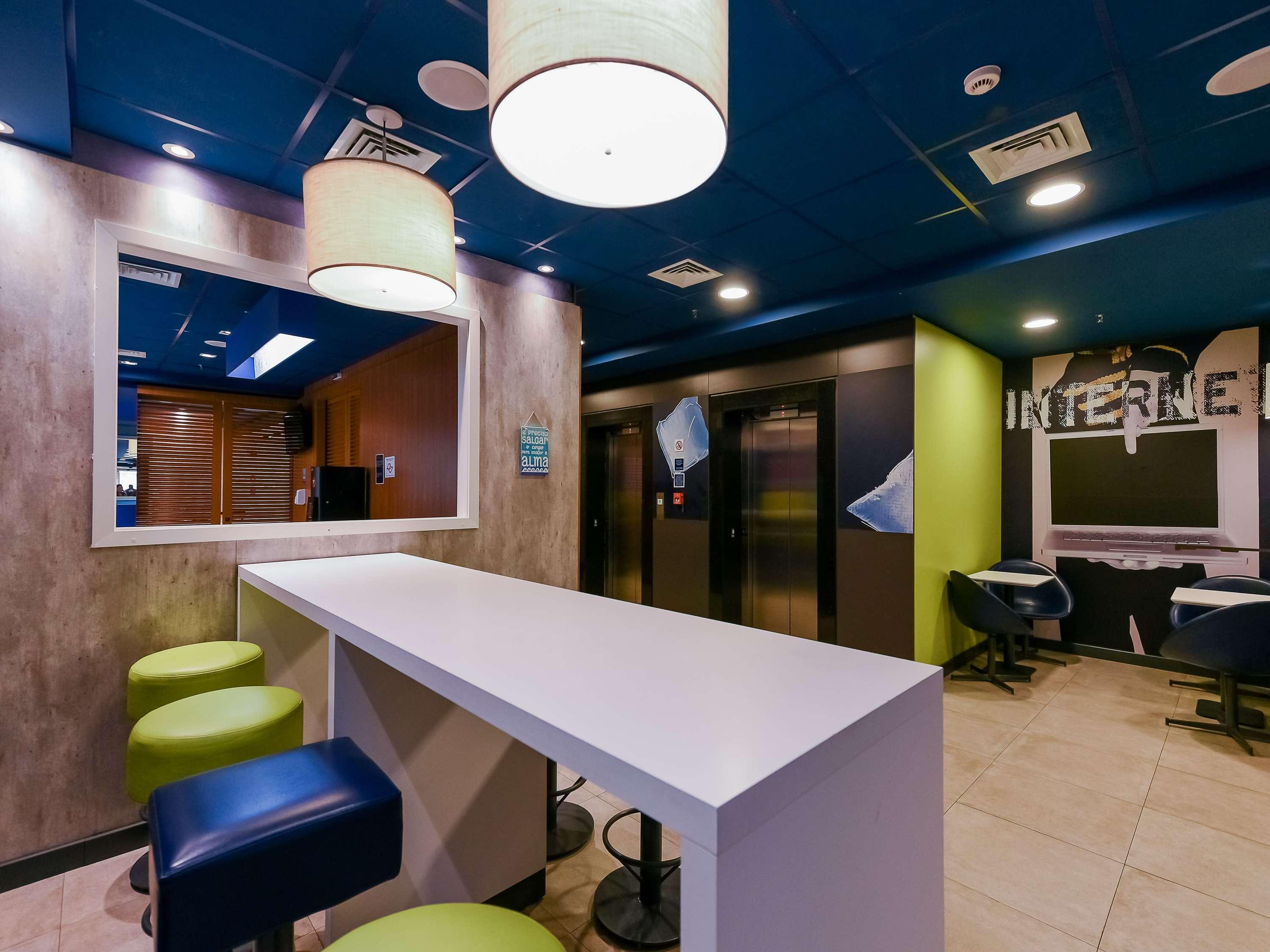 Restaurant ibis budget Santos Gonzaga