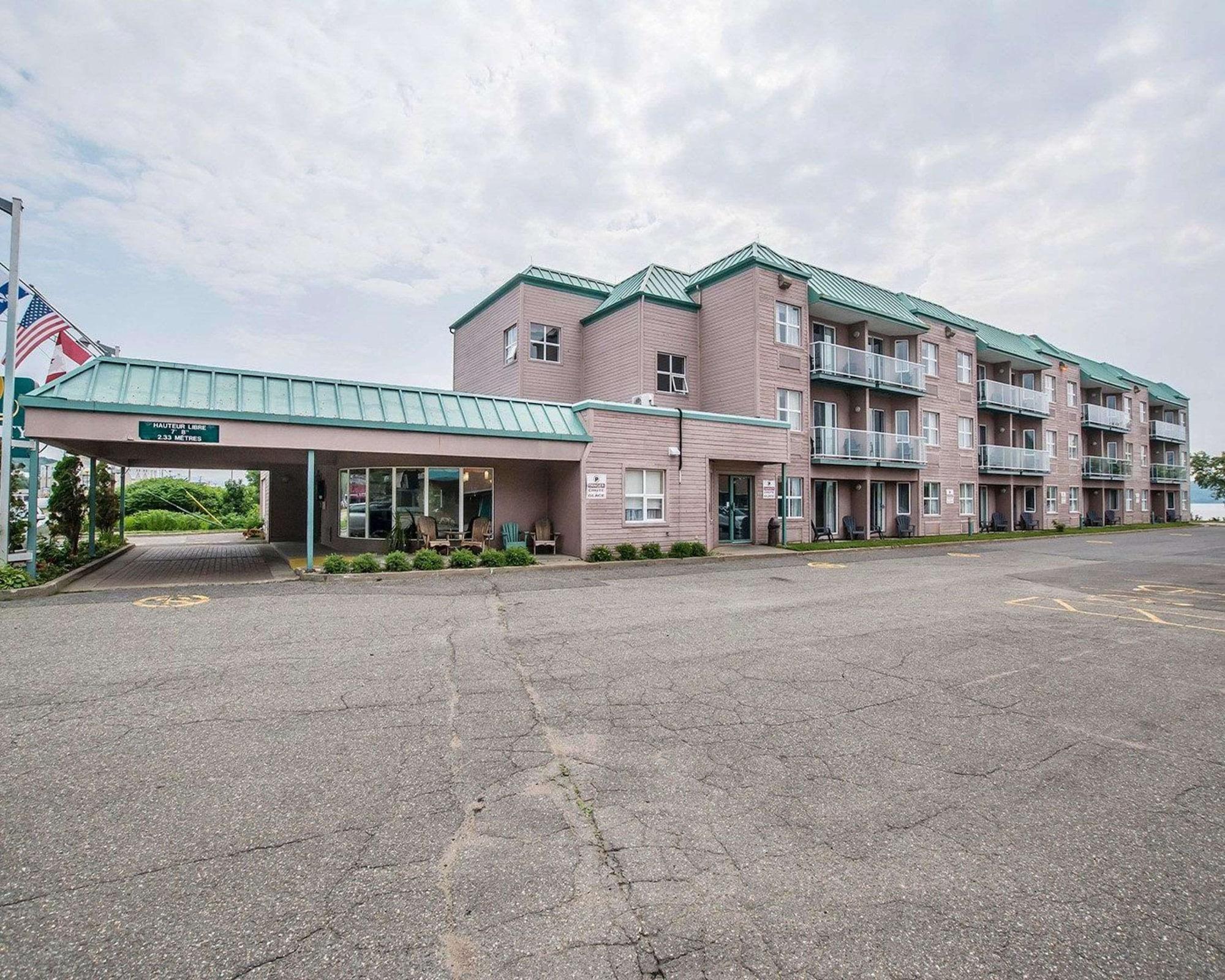 Varios Quality Suites