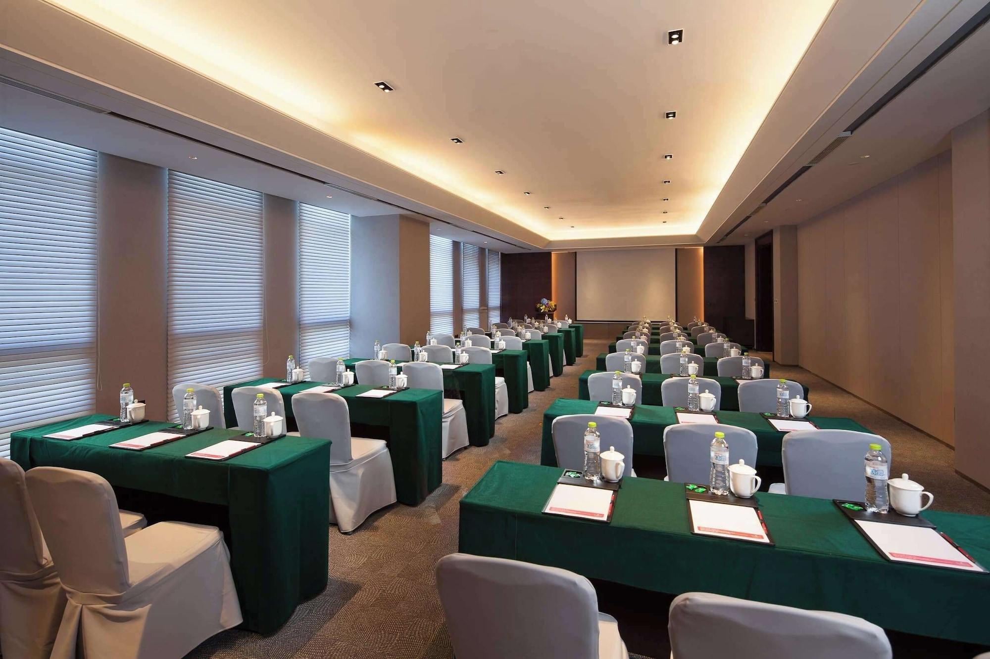 Sala de Reuniones Ramada Jinan