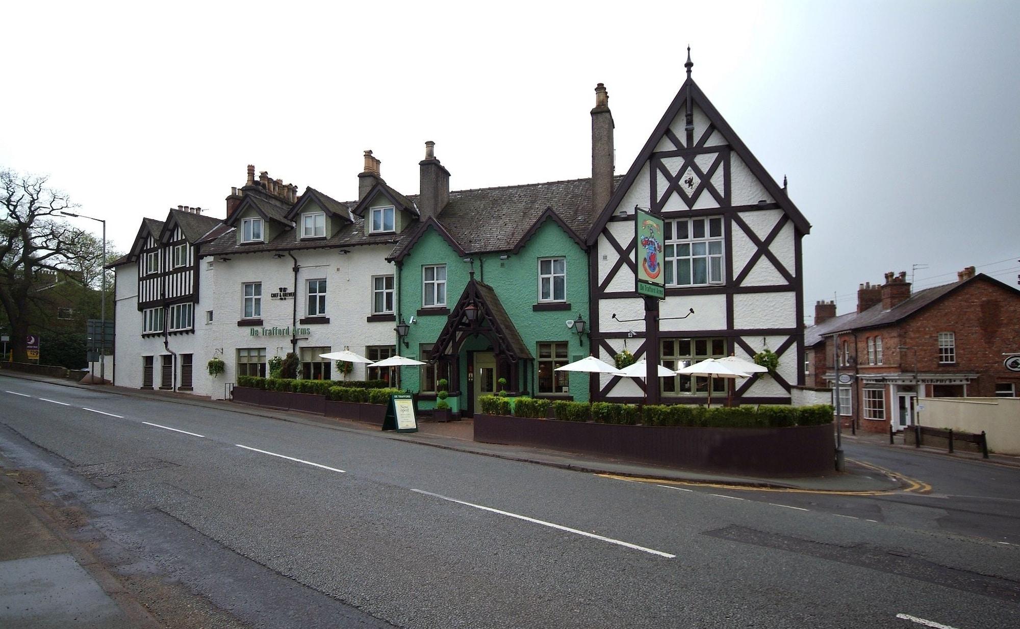 Vista Exterior De Trafford Hotel by Greene King Inns