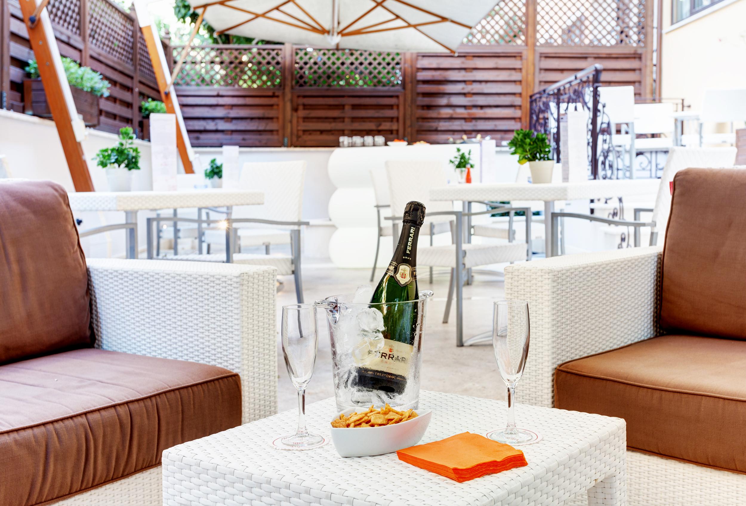 Bar/Salón Hotel Best Roma