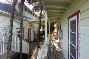 Alojamiento - Hekerua Lodge Boutique Backpackers