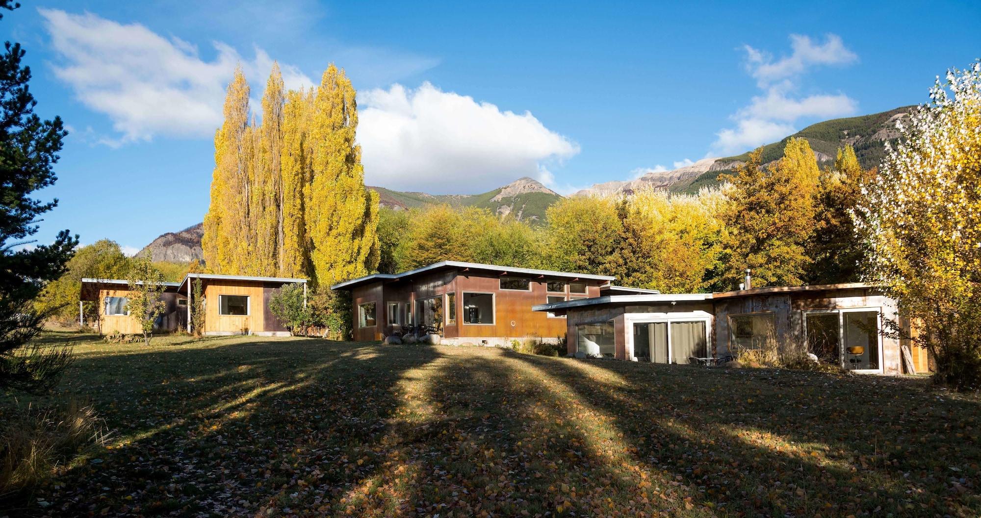 Varios Patagonia House