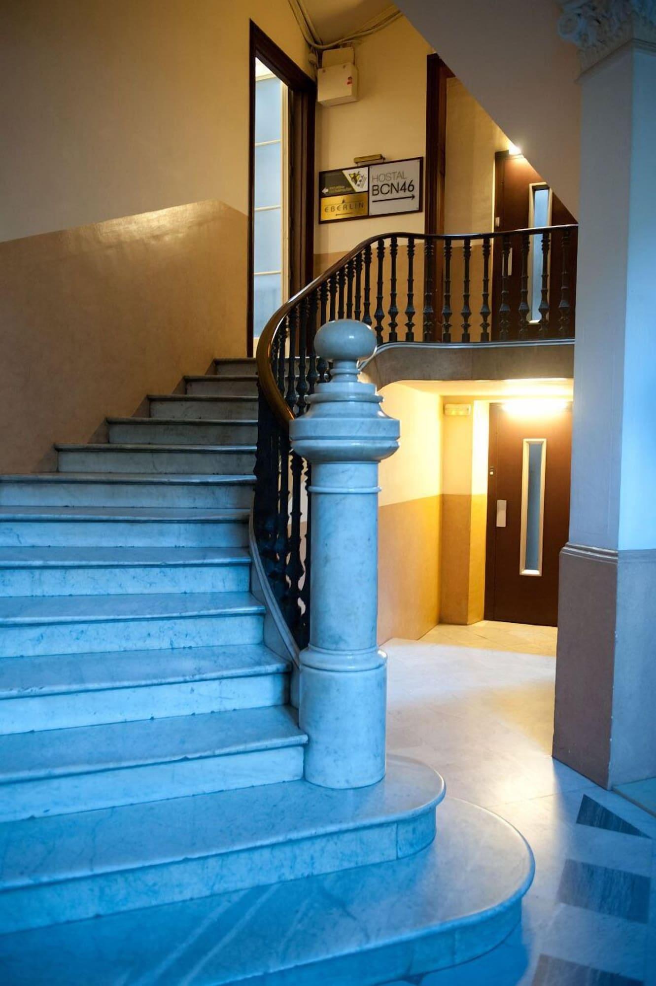 Varios Hostal Bcn 46