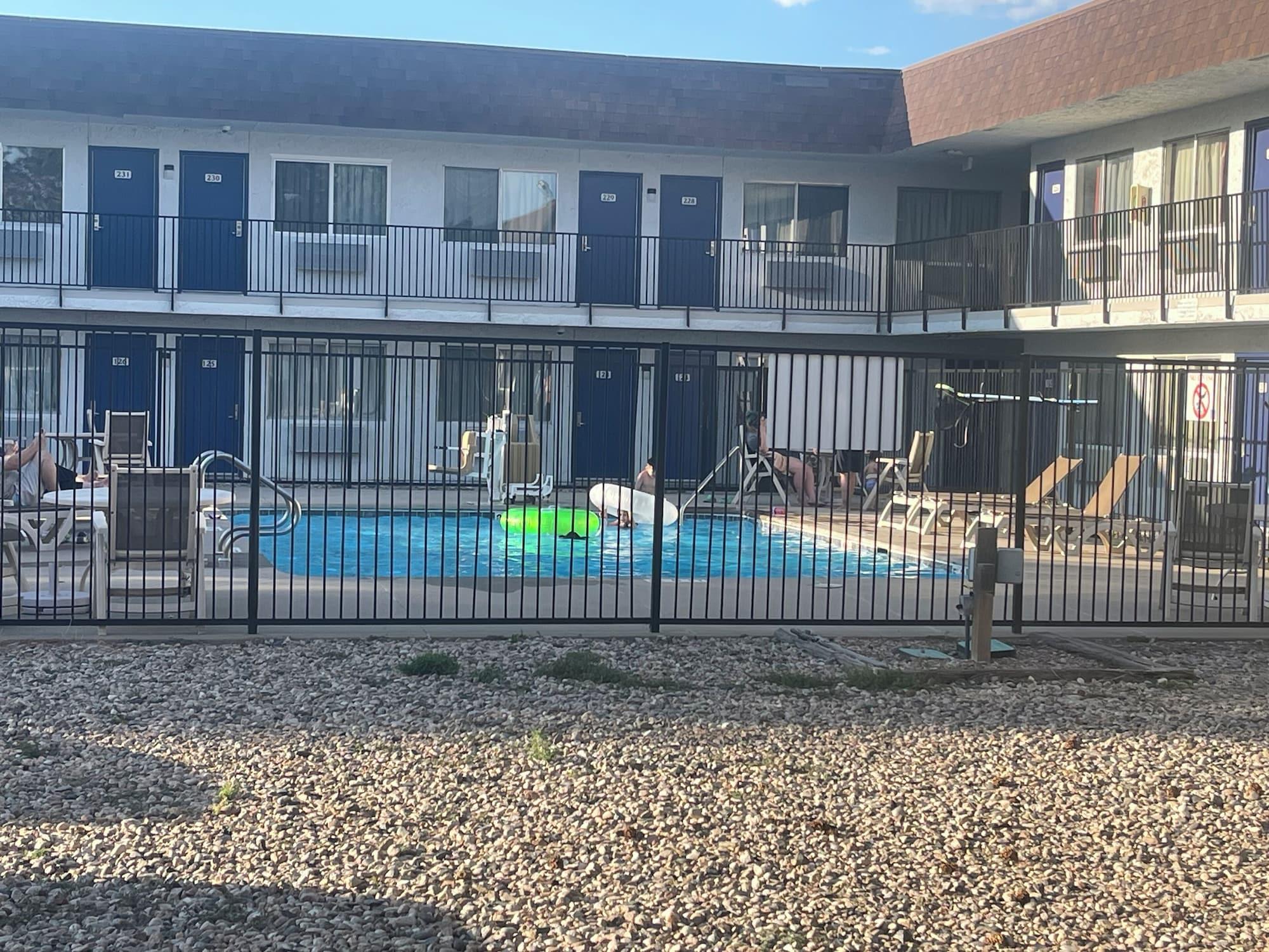 Varios Motel 6 Fort Collins, CO