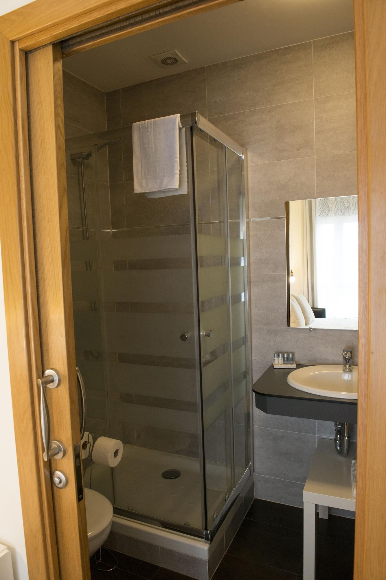 Equipamiento de Habitación Pensión Aia