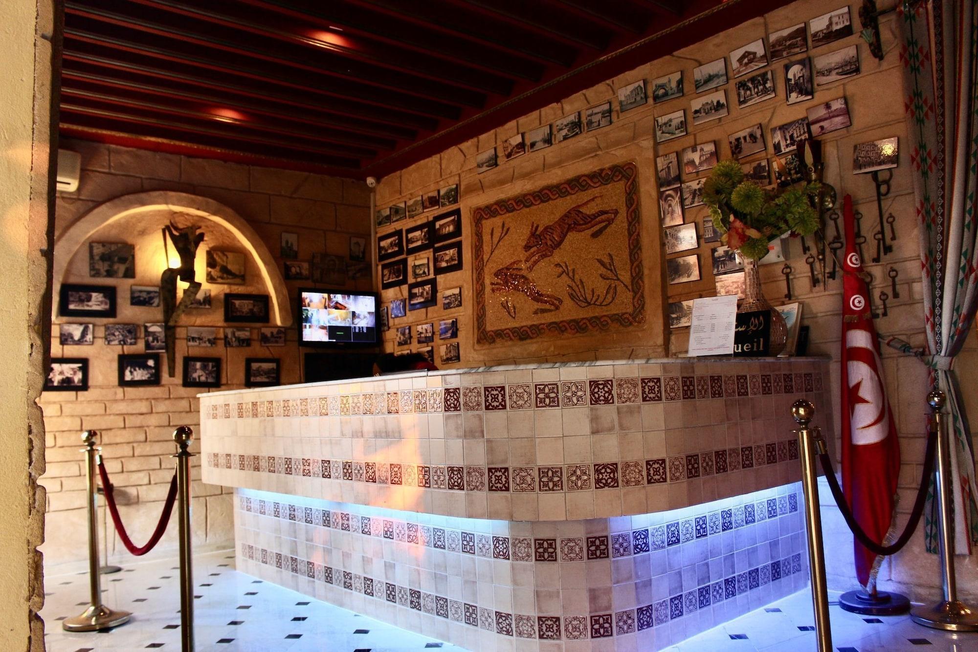Vista Lobby Hotel Donia