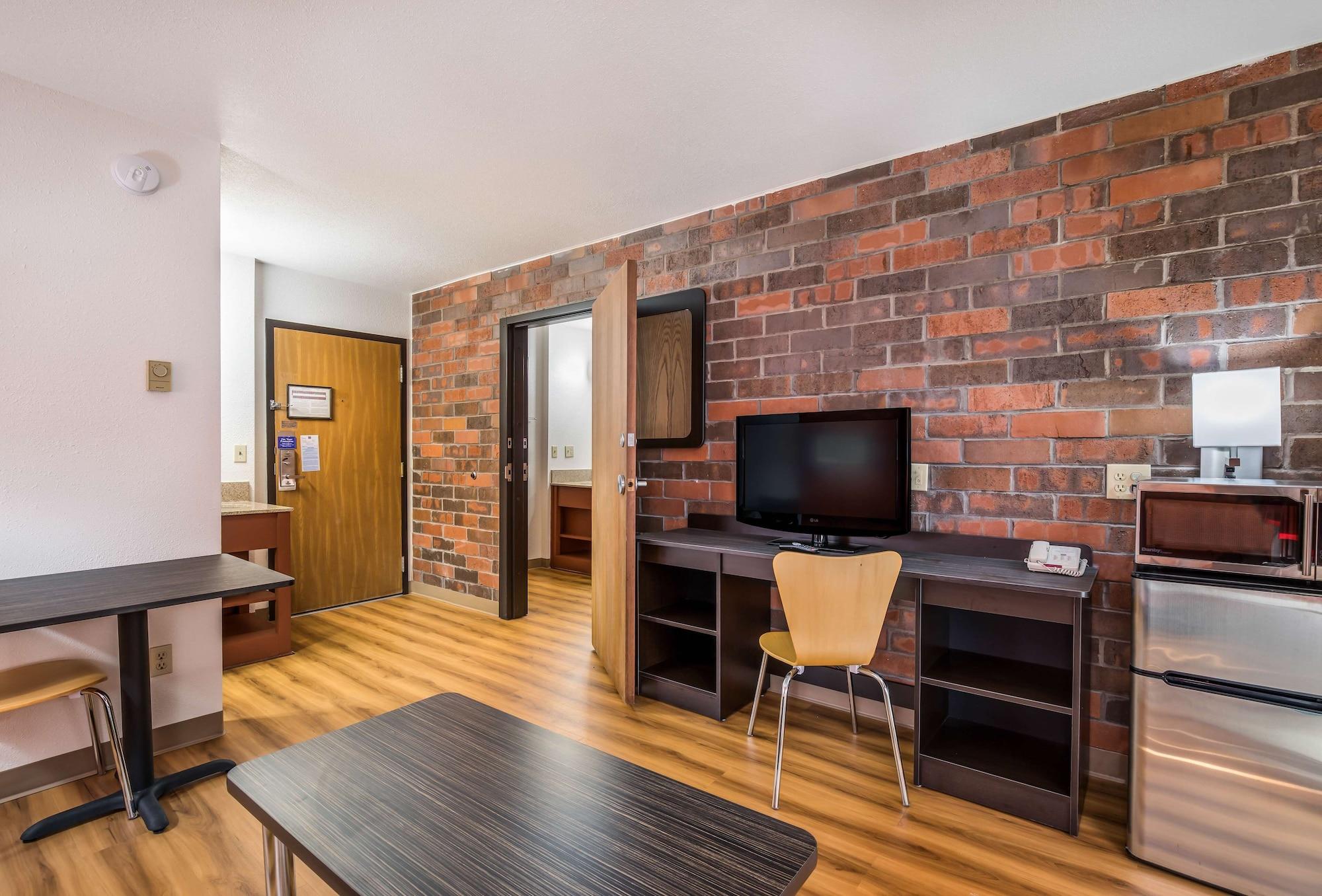 Habitación Motel 6 Madison, WI - East