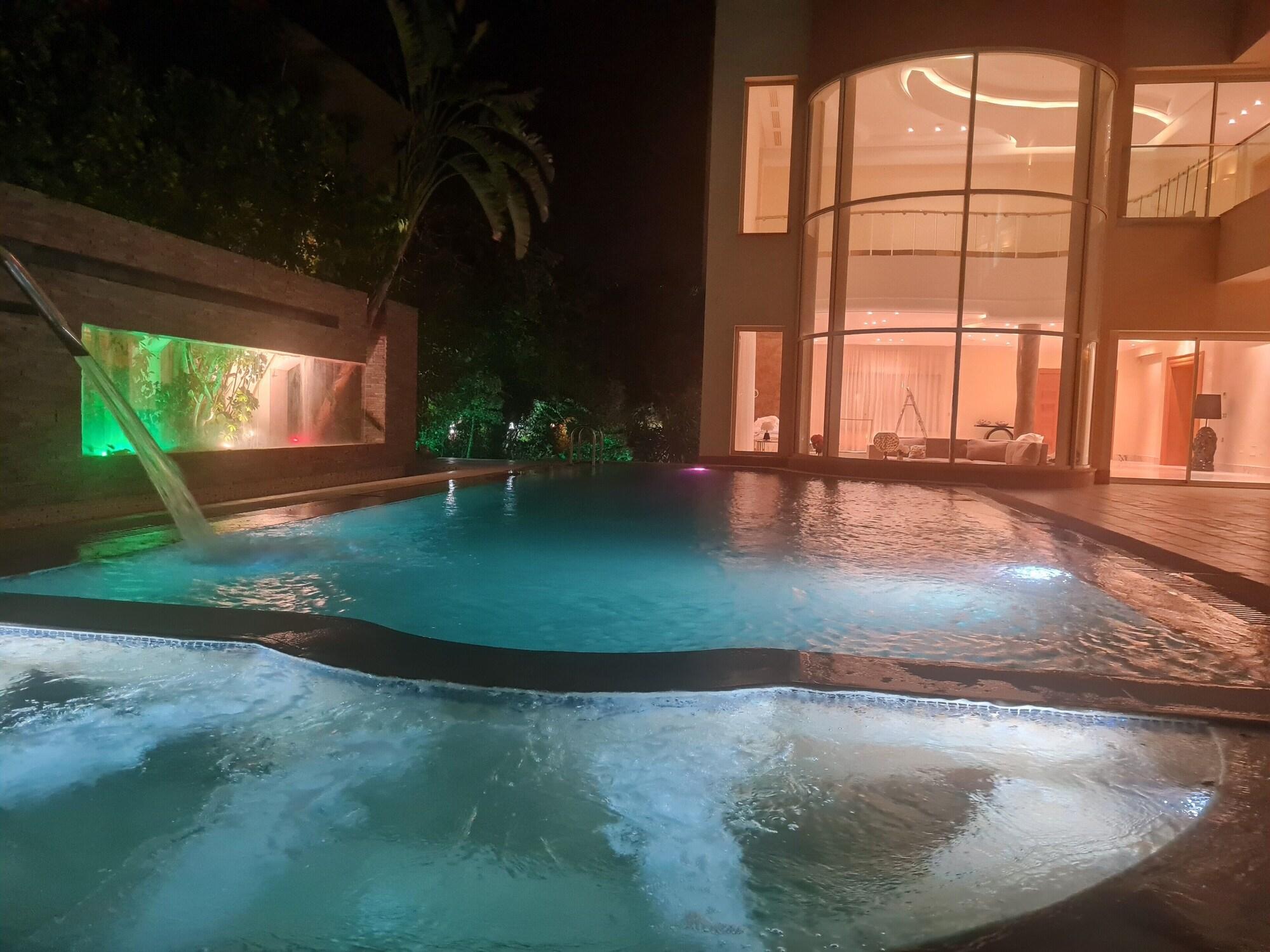 Varios Villa Tunisienne